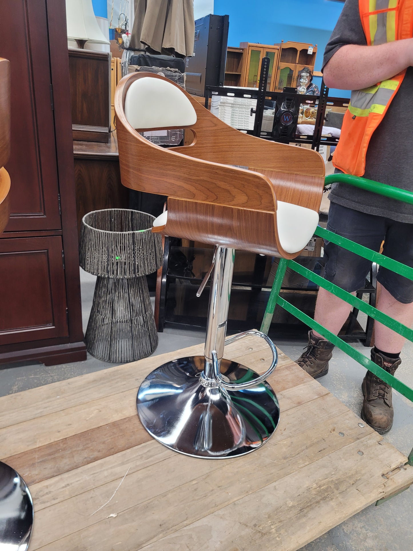 Modern Adjustable Swivel Bar Stool