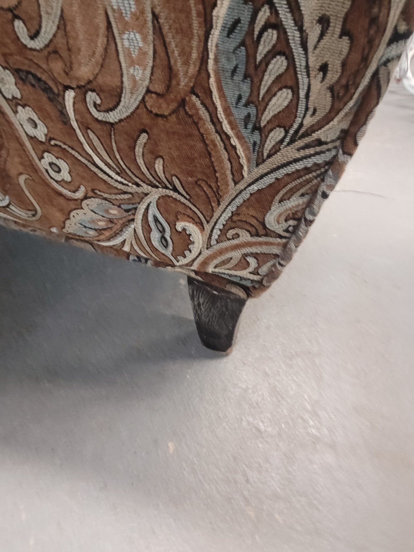 Paisley Upholstered Loveseat