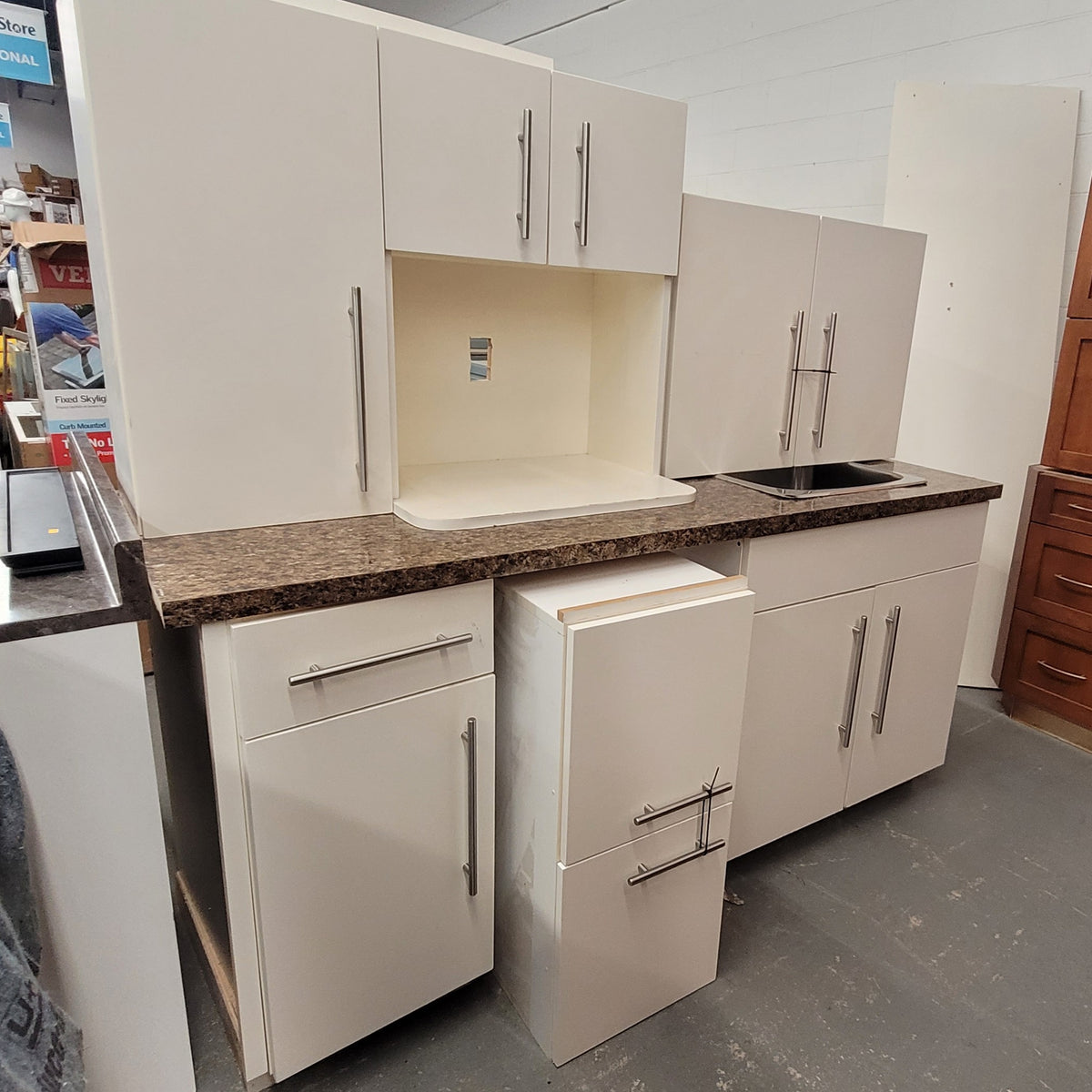 White Kitchen Cabinet Set SK058