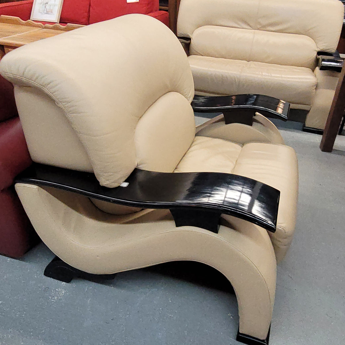 Contemporary Leather Match Accent Chair – Cream & Black