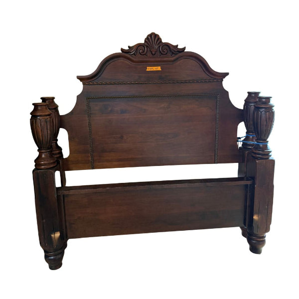 Traditional Dark Wood Queen Bedroom Set – 3 Pieces