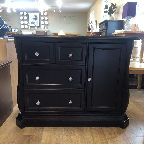 Elegant Black Traditional Buffet Cabinet