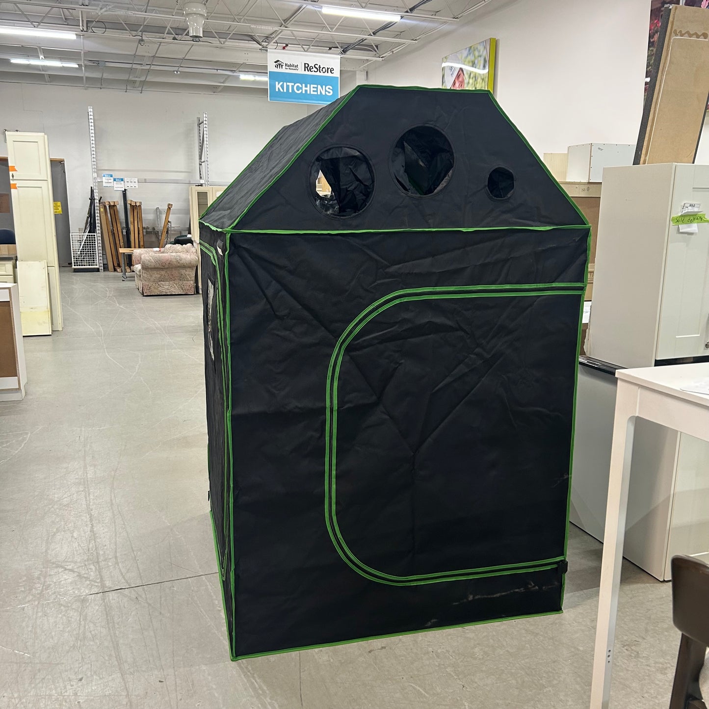 GROW TENT