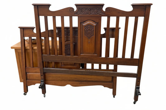QUEEN HEAD+FOOTBOARD