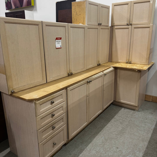 BEACH BEIGE KITCHEN