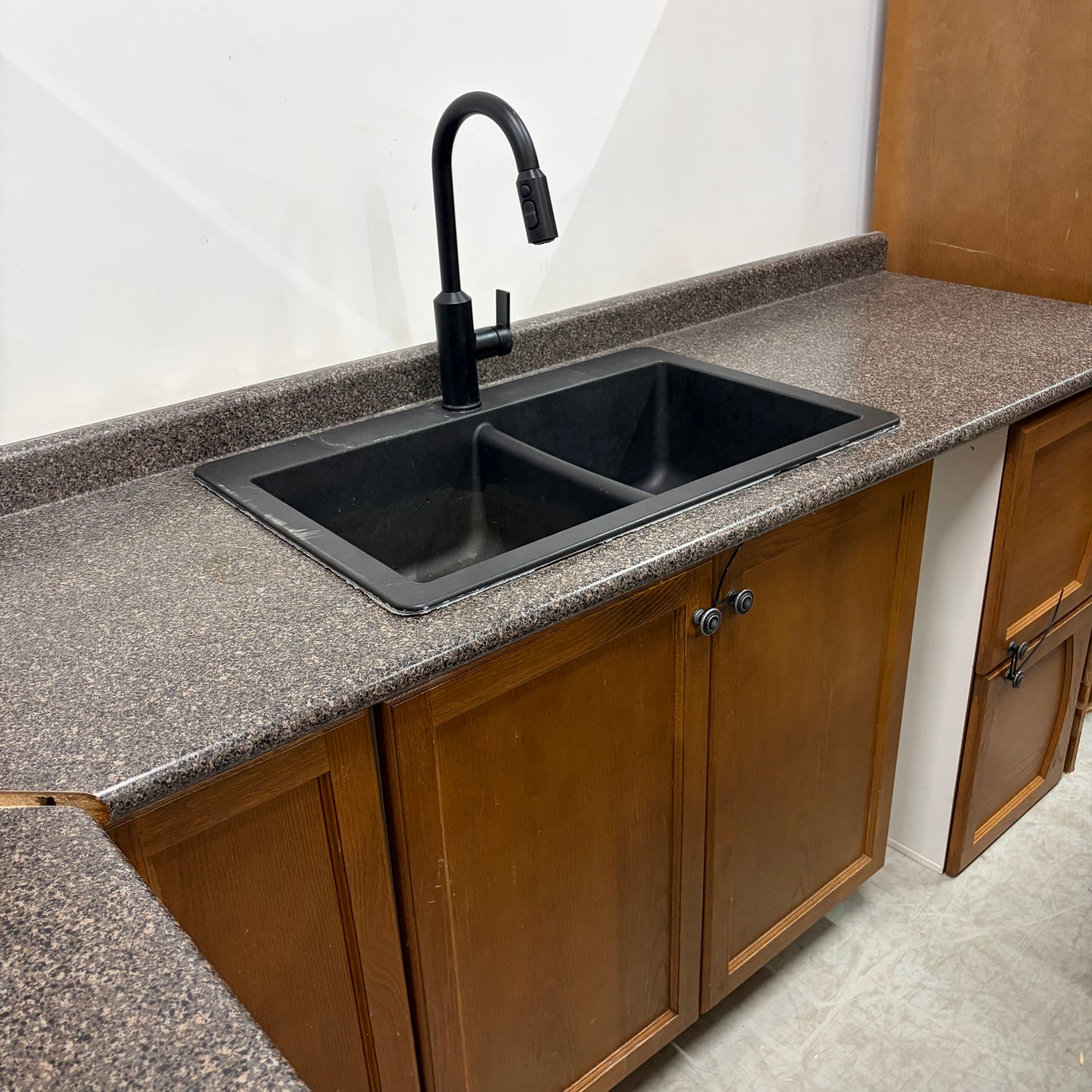 OAK KITCHEN WITH ISLAND