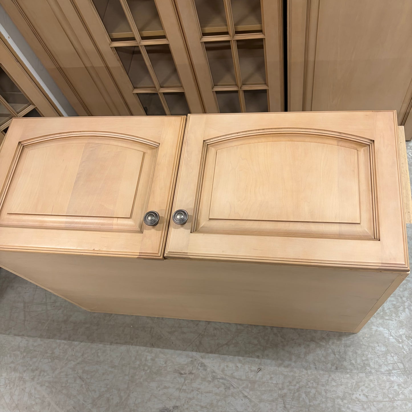 UPPER KITCHEN CABBINETS GK019