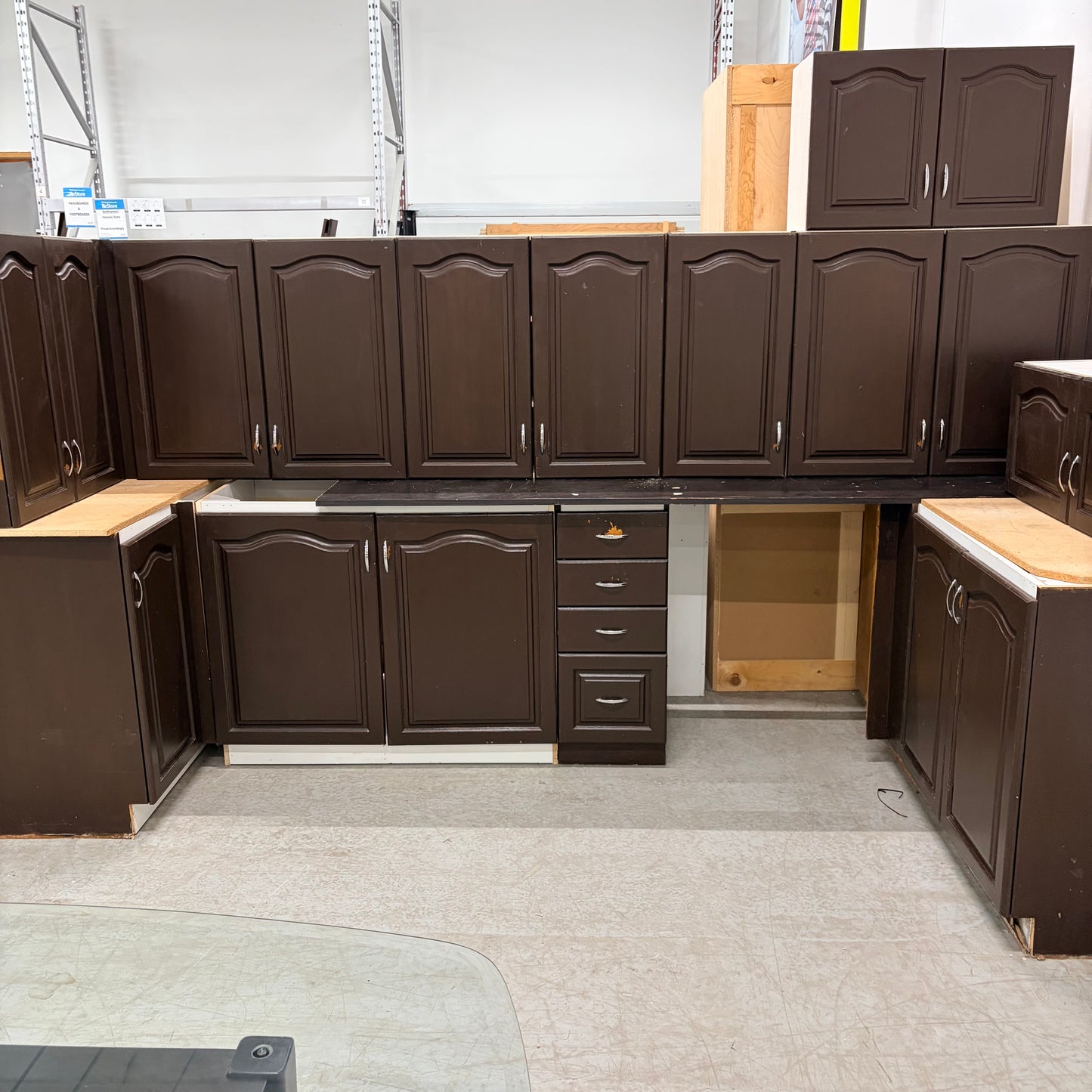 Small Brown Kitchen GK034