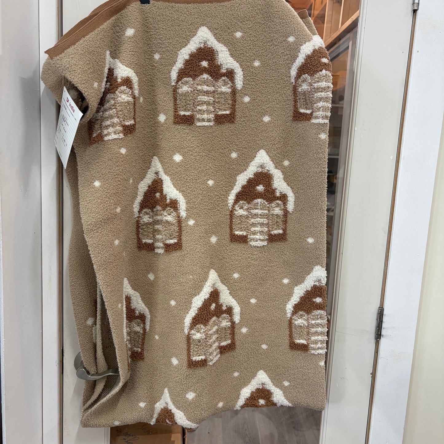 CHRISTMAS/WINTER THROW BLANKET
