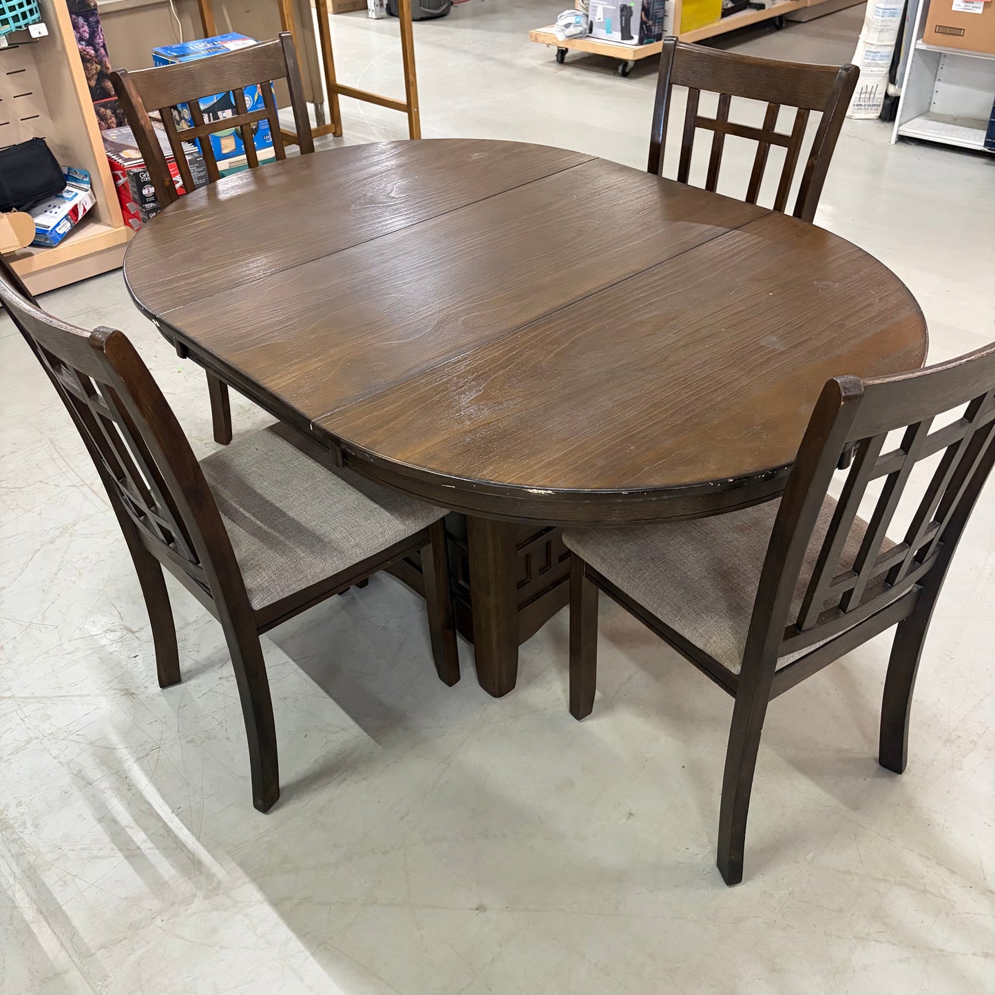 Elegant brown dining set