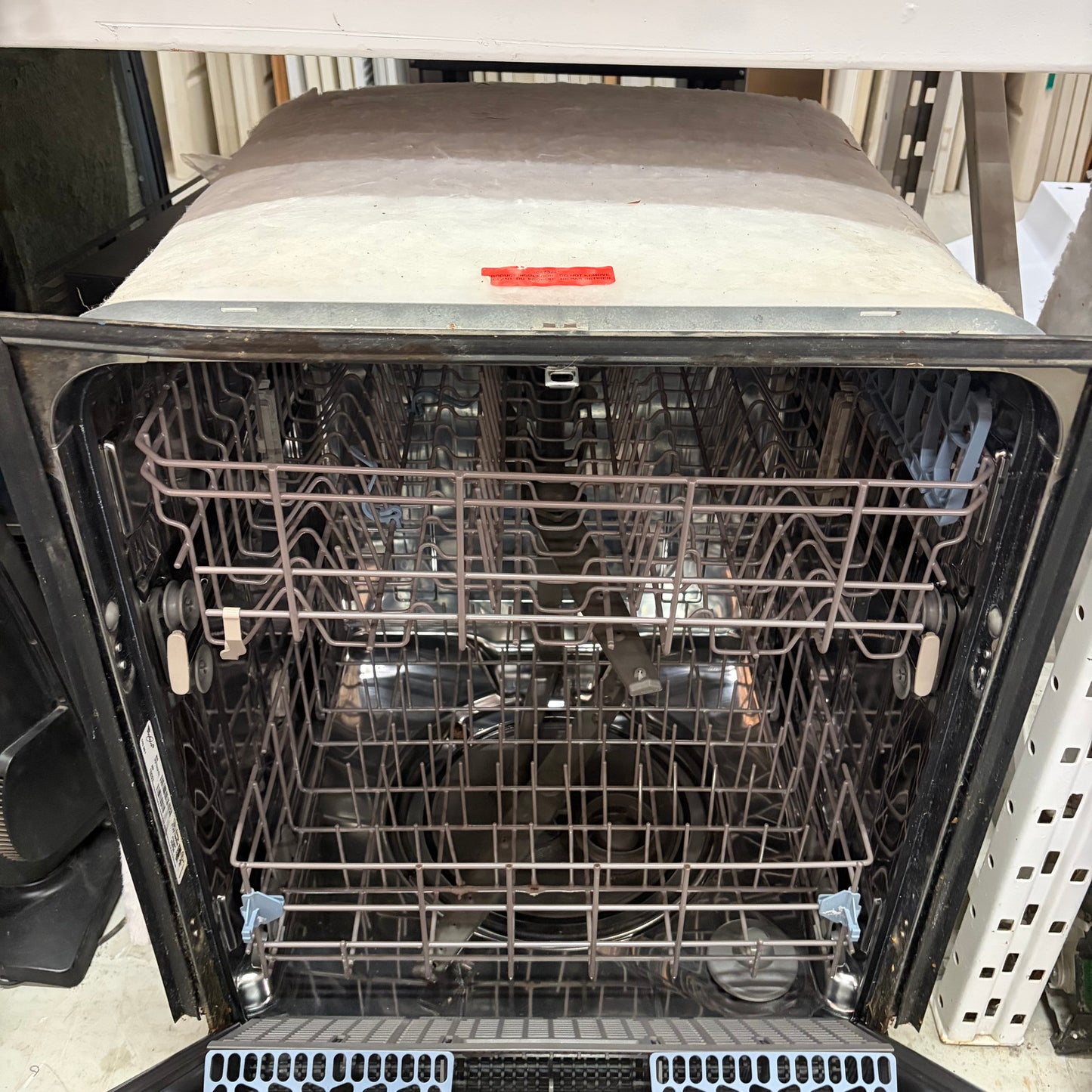 Whirlpool Dishwasher