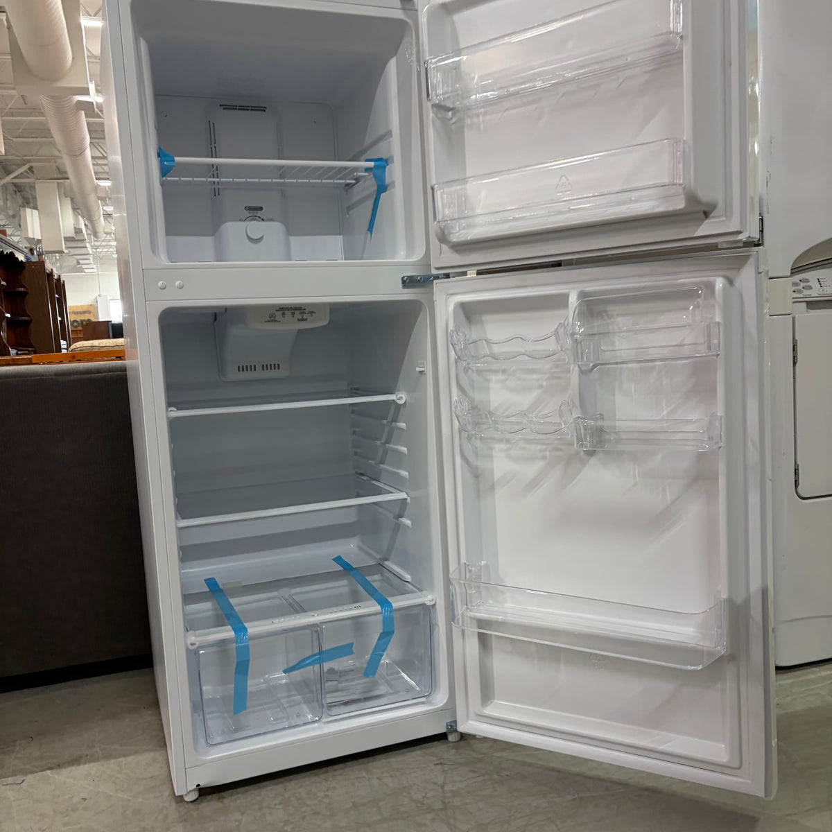 VISSANI FRIDGE