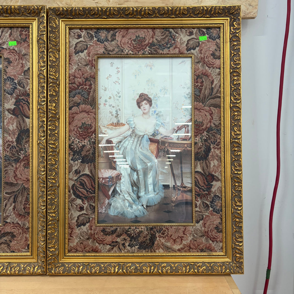 WALL PIECE
