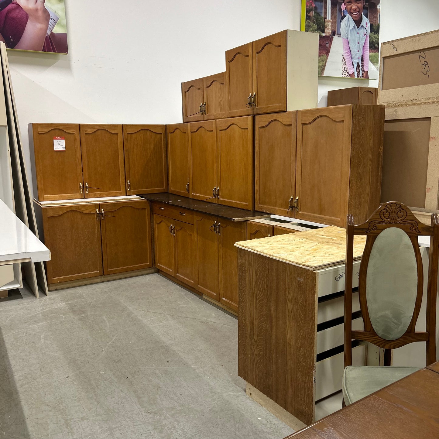 OAK KITCHEN GK024