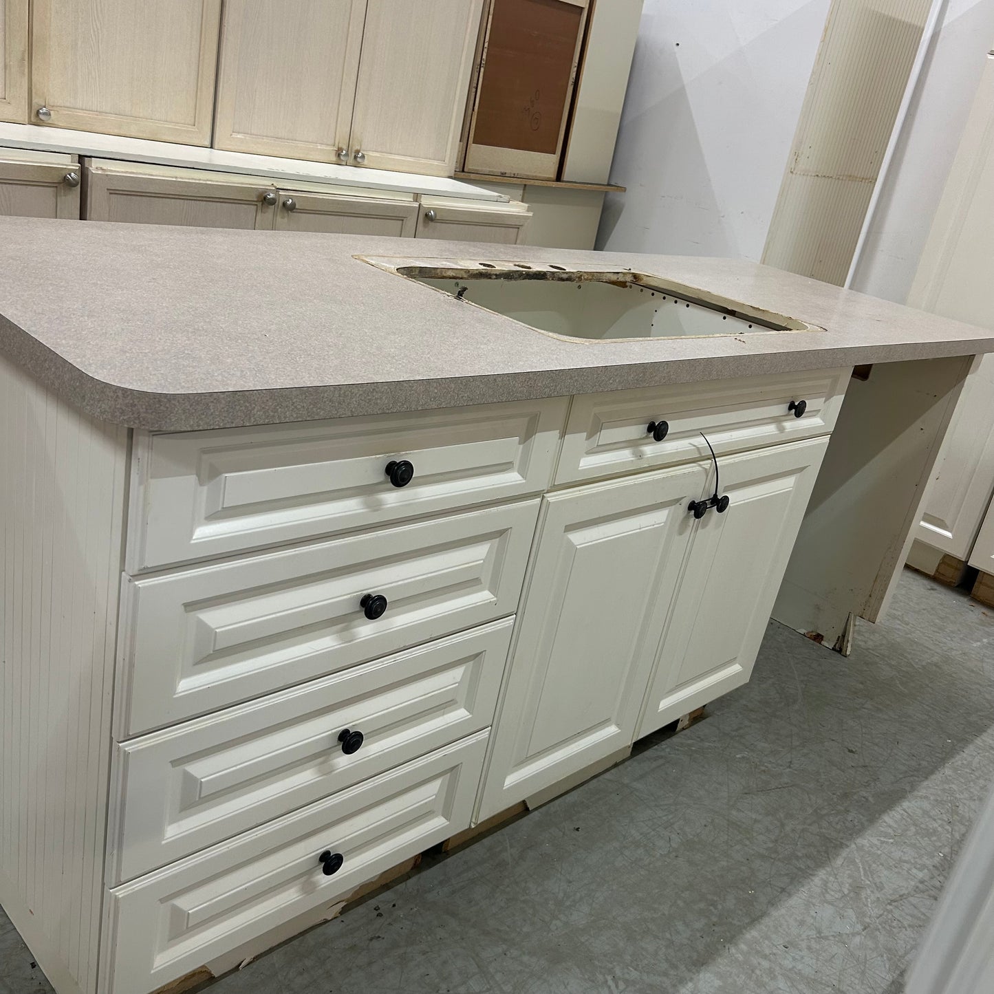 WHITE KITCHEN