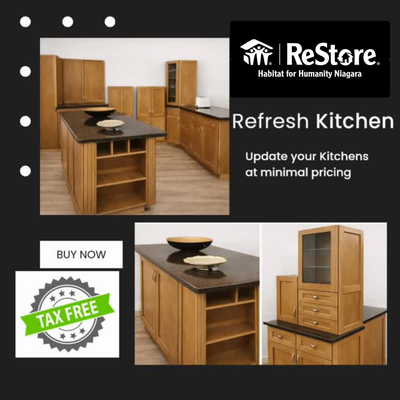 Caramel Maple Kitchen with Quartz Counter