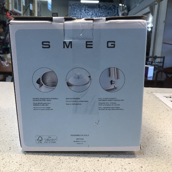 SMEG MINI KETTLE 3 CUP — L26-8
