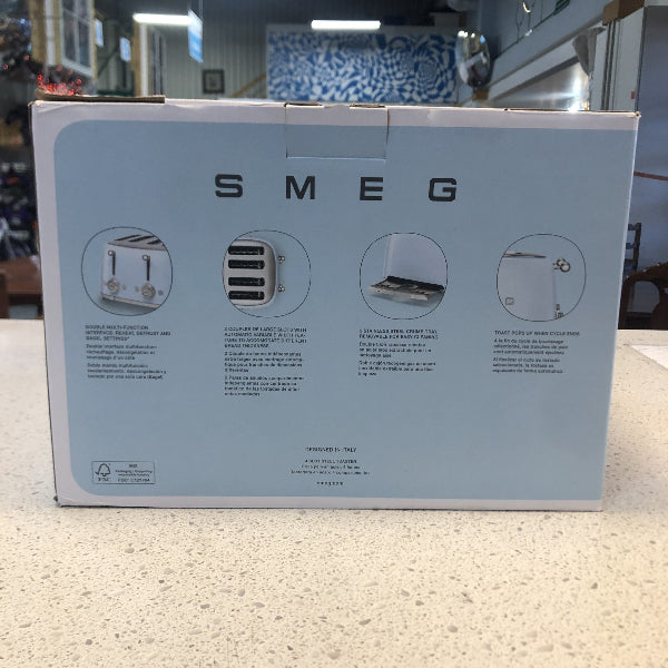 SMEG 4X4 TOASTER — L26-8