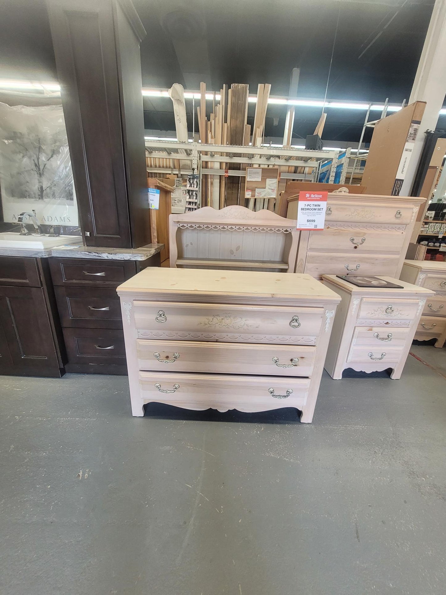 7-Piece Twin Bedroom Set