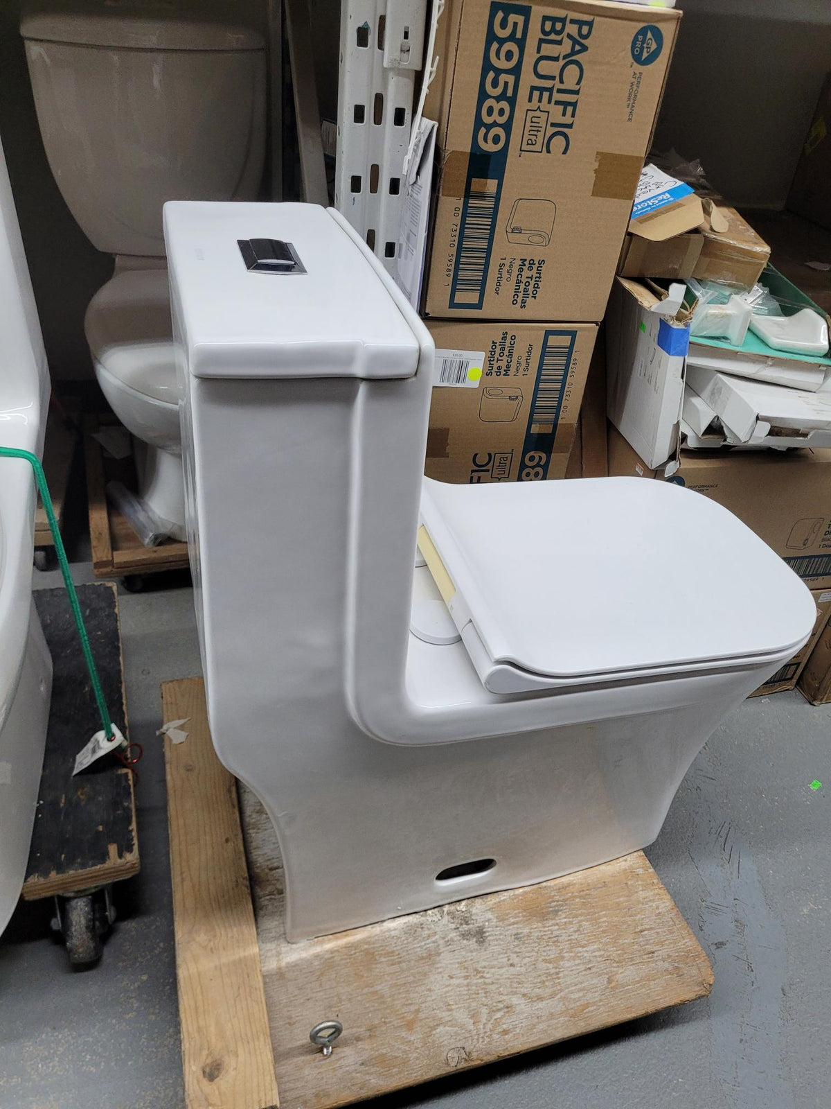 Kollezi Toilet