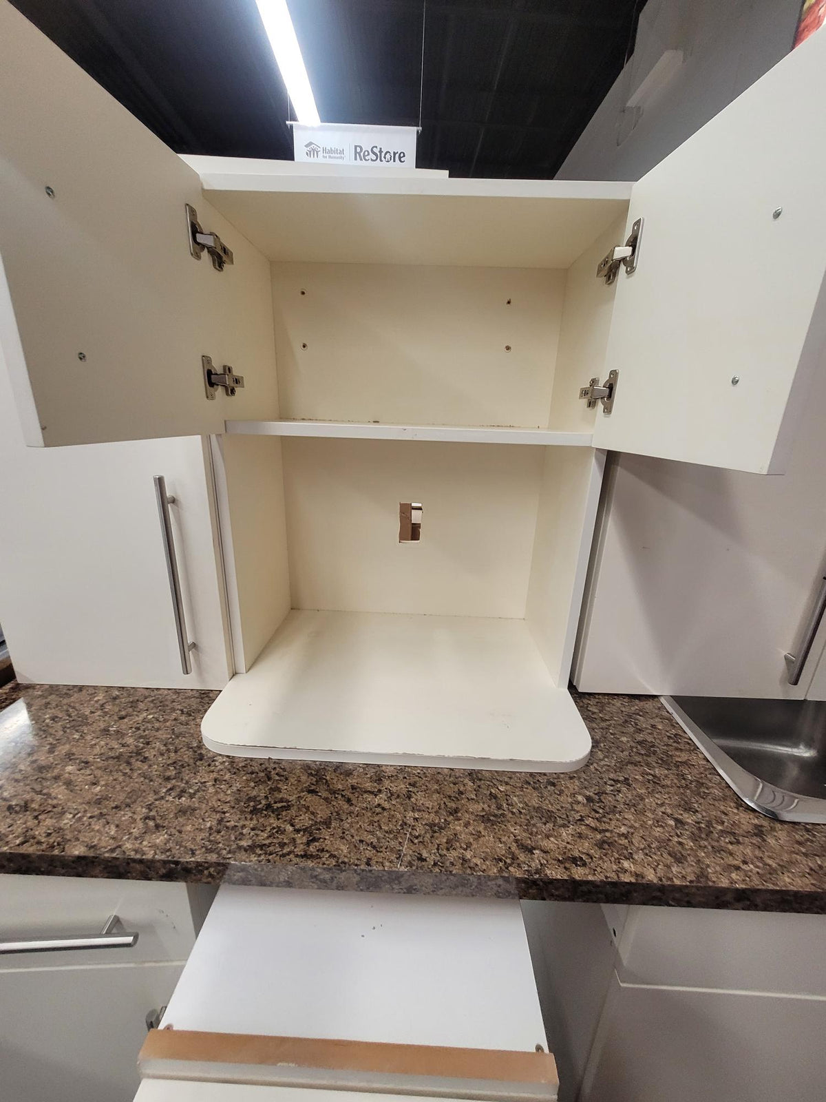 White Kitchen Cabinet Set with Countertop SK058