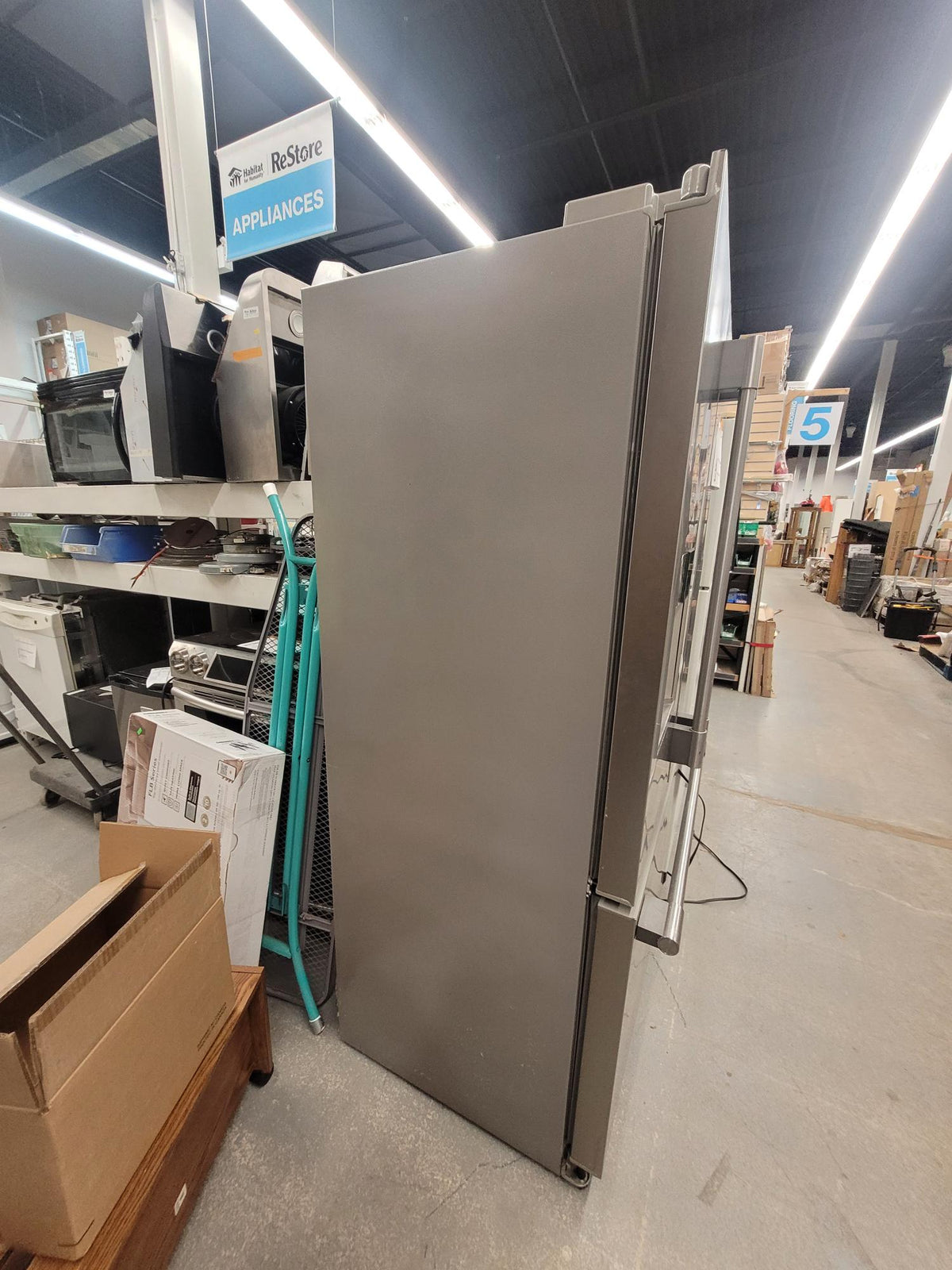 Frigidaire Fridge