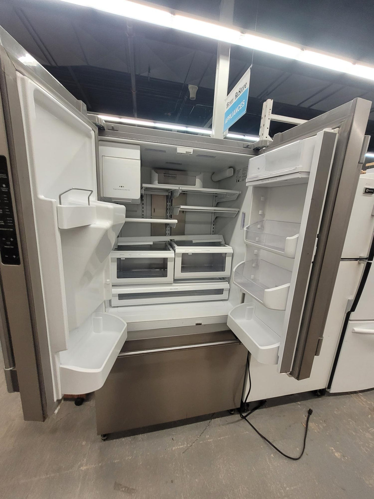 Frigidaire Fridge