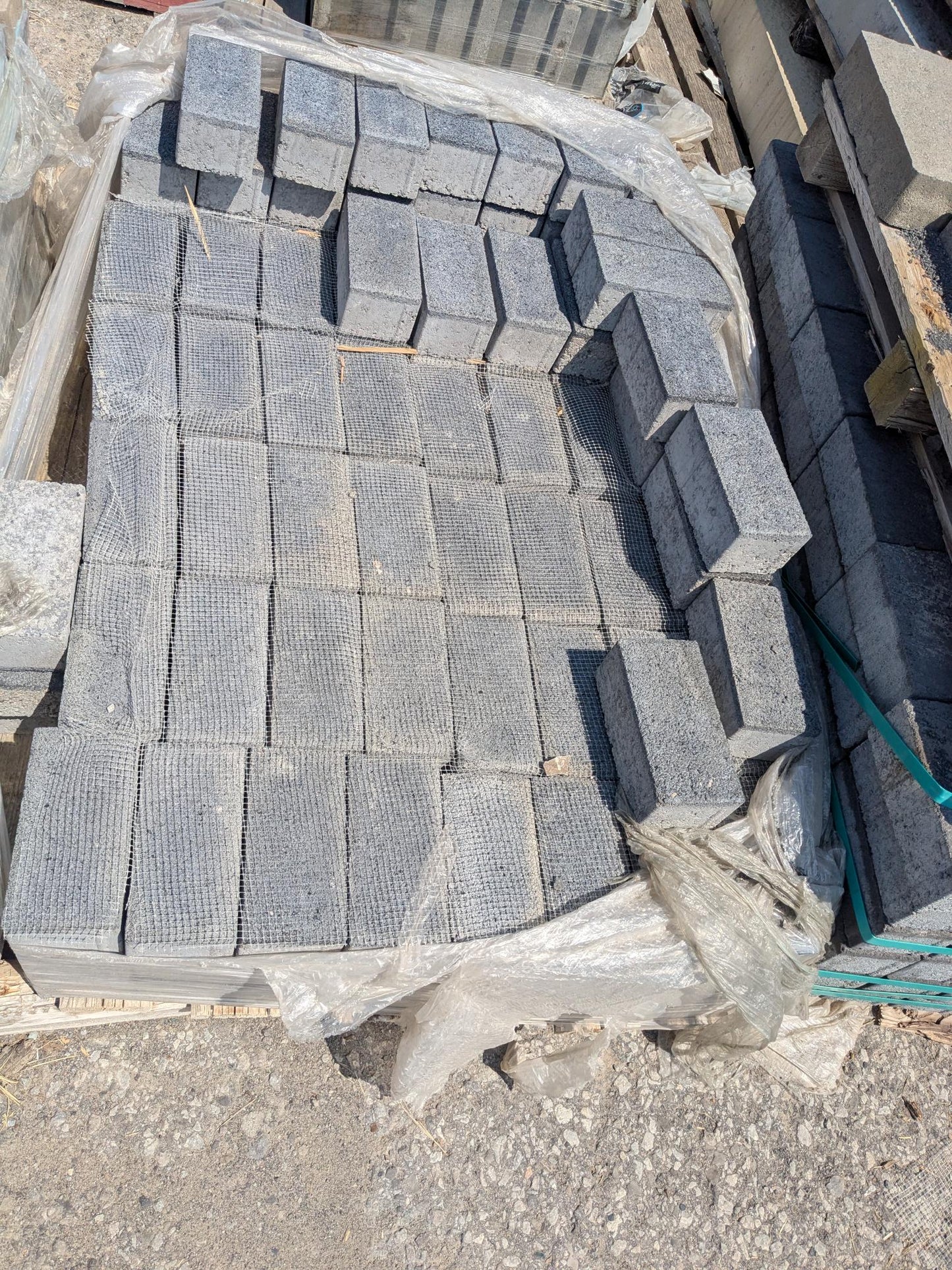 Grey Concrete Paving Bricks